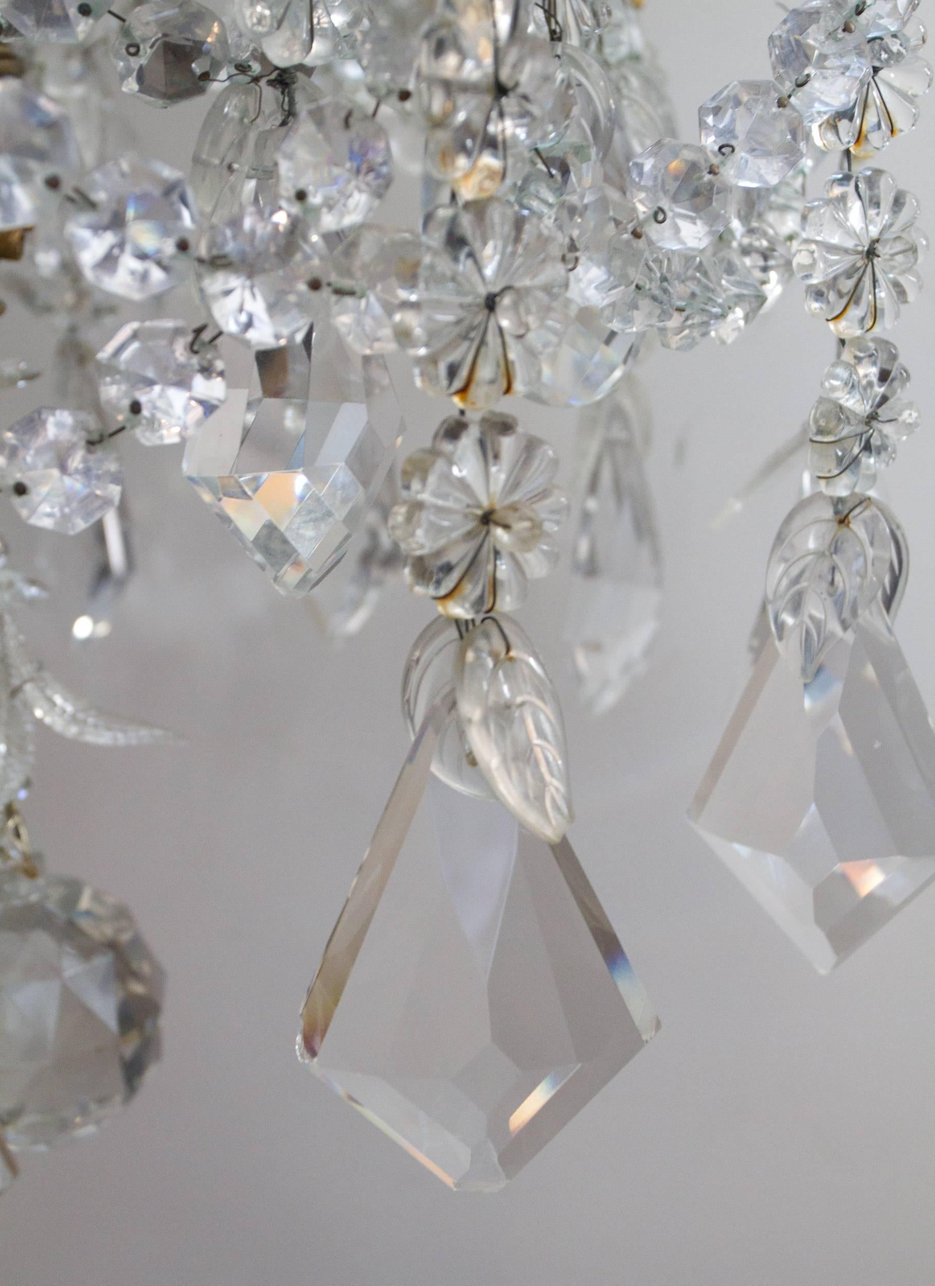 Neoclassico Lampadario di cristallo in stile neoclassico di Baccarat e Barbedienne in vendita