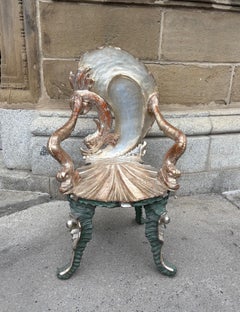 Sillón veneciano de madera dorada «Grotto», con pan de plata y pan de oro blanco