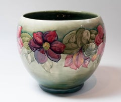 Grand vase Clematis de Walter Moorcroft
