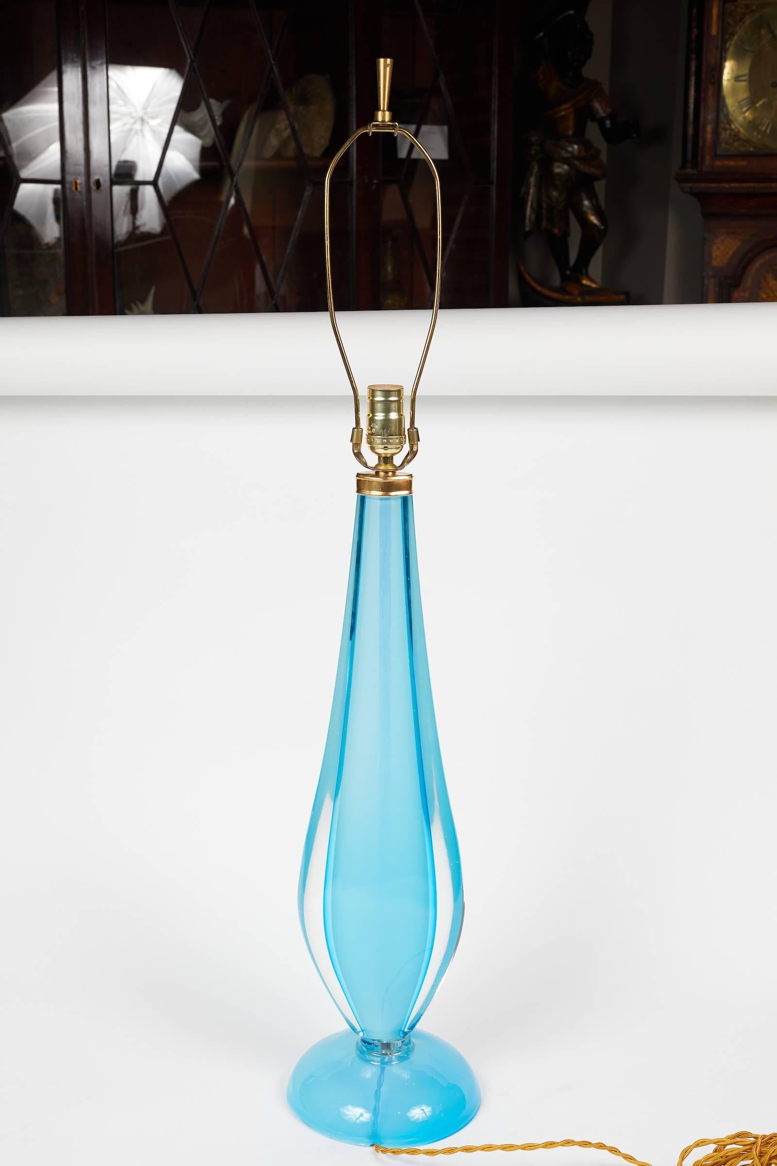 Mid-Century Modern Elegant Italian Murano Blue Sommerso Glass Lamp By Flavio Poli  For Sale