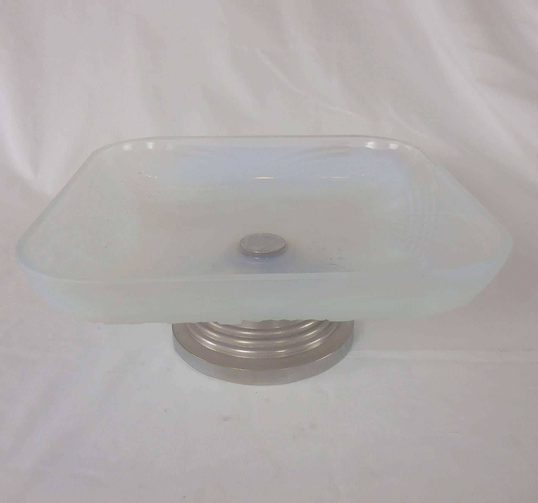 Beautiful large French Art Deco centerpiece opalescent glass Tazza featuring molded relief flower and leaf motifs accented by arched lines to rounded corners. Relief molded maker's mark, ''Julien France'' to underside. The circular stepped chrome