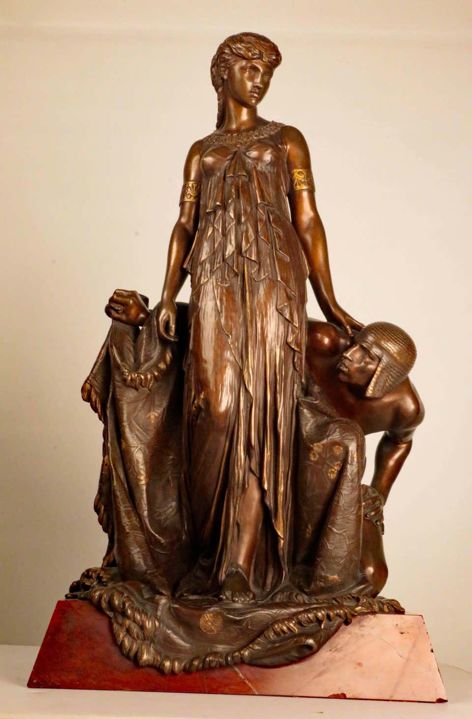 French Henri Etienne Dumaige 1830-1888 Cleopatra before Caesar, bronze For Sale