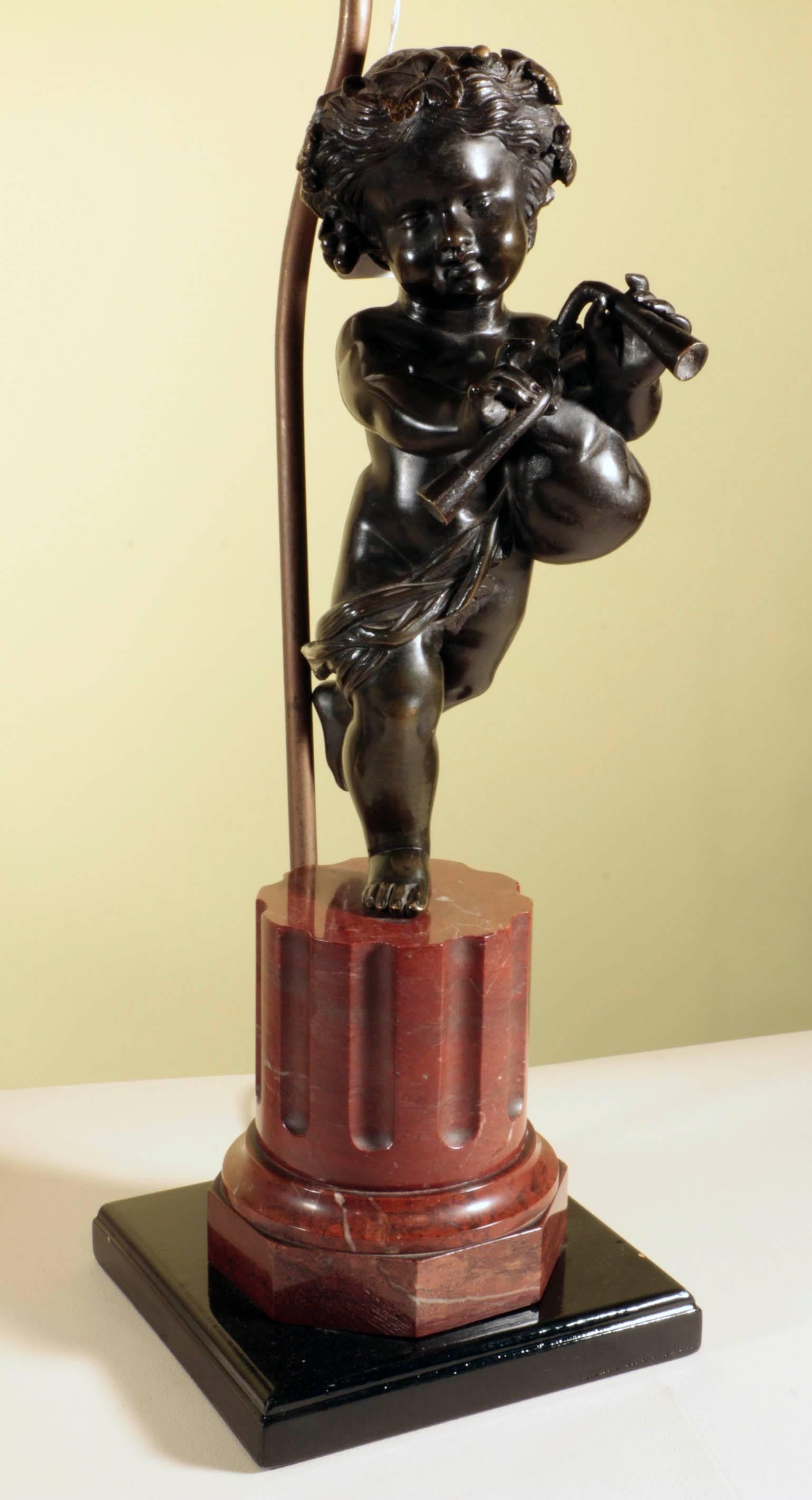 Pair of Bronze Putti Lamps In Excellent Condition For Sale In Montreal, QC