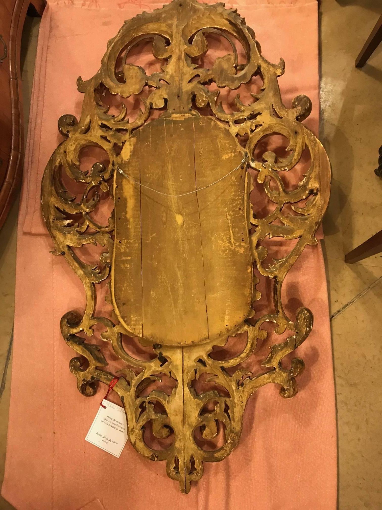 Pair of Italian  Giltwood Rococo  Mirrors For Sale 5