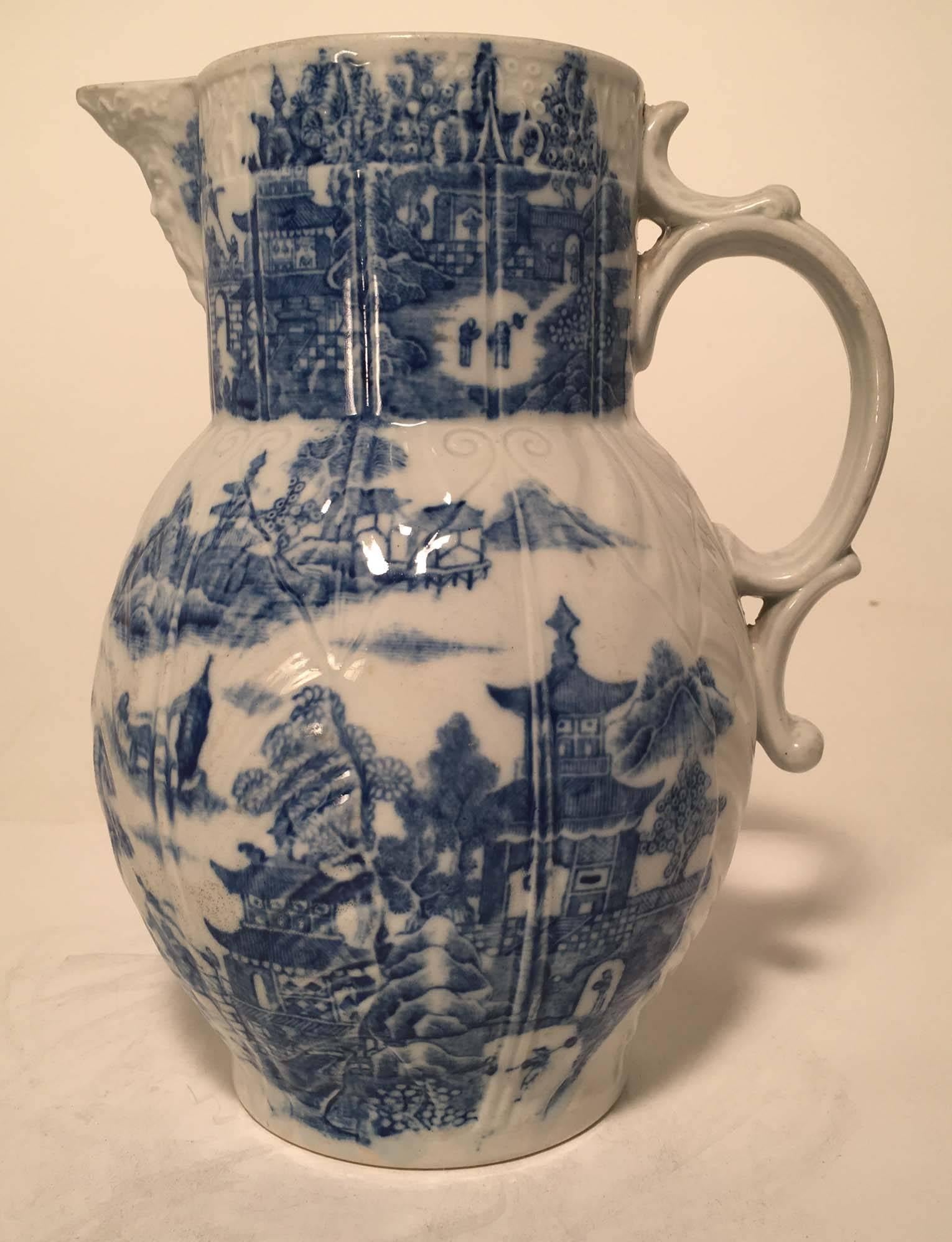 Worcester Cabbage Leaf and Mask Jug In Excellent Condition In Montreal, QC