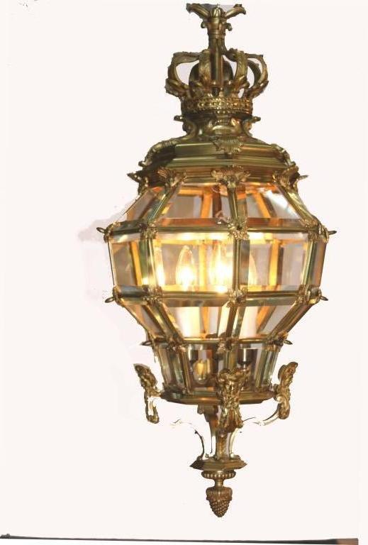 Louis XIV Style Gilt Bronze and Bevelled Glass Versailles Lantern In Good Condition In Montreal, QC
