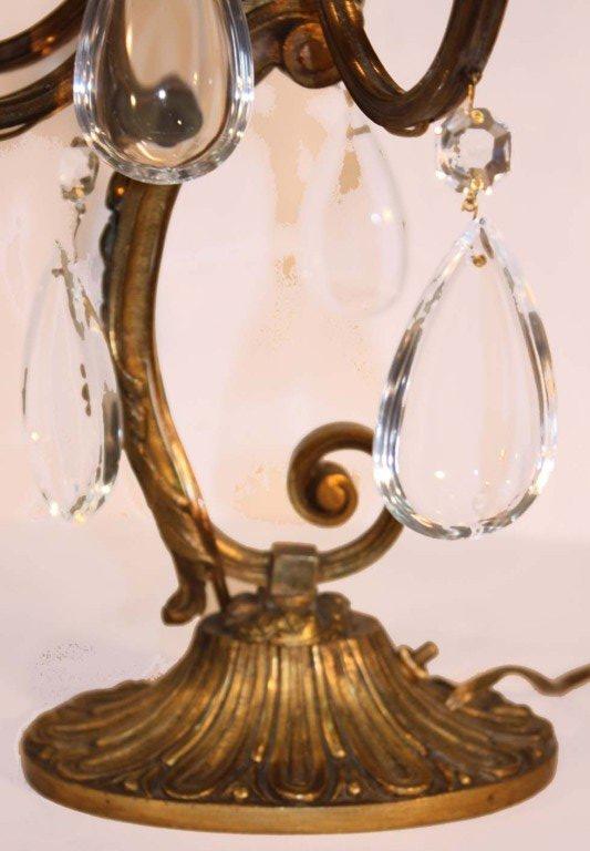 Paar antike französische achtflammige Bronze-Kandelaber im Louis-XVI.-Stil (19. Jahrhundert) im Angebot