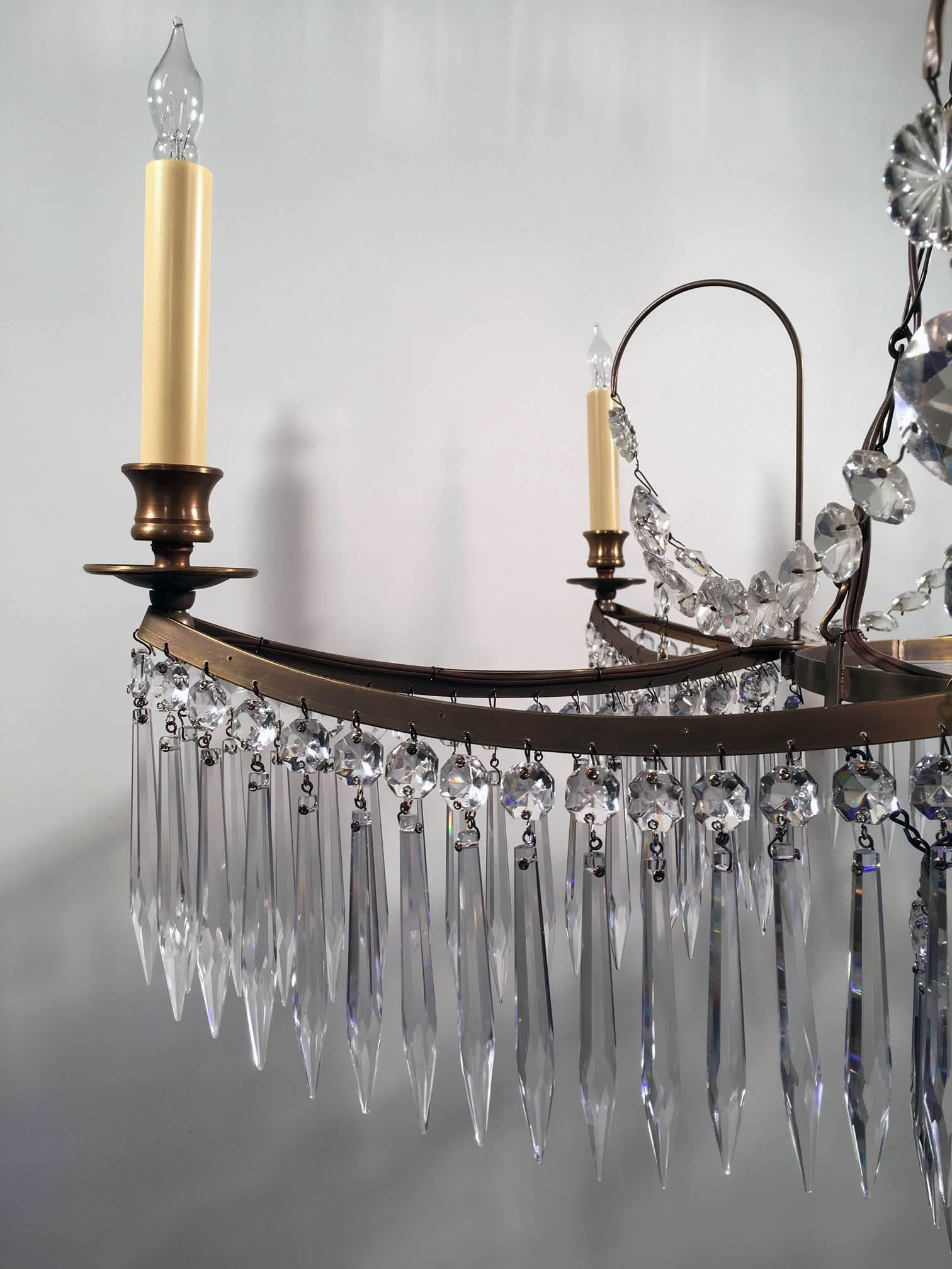 Neoclassical Style Chandelier, in the Baltic In Excellent Condition For Sale In Montreal, QC