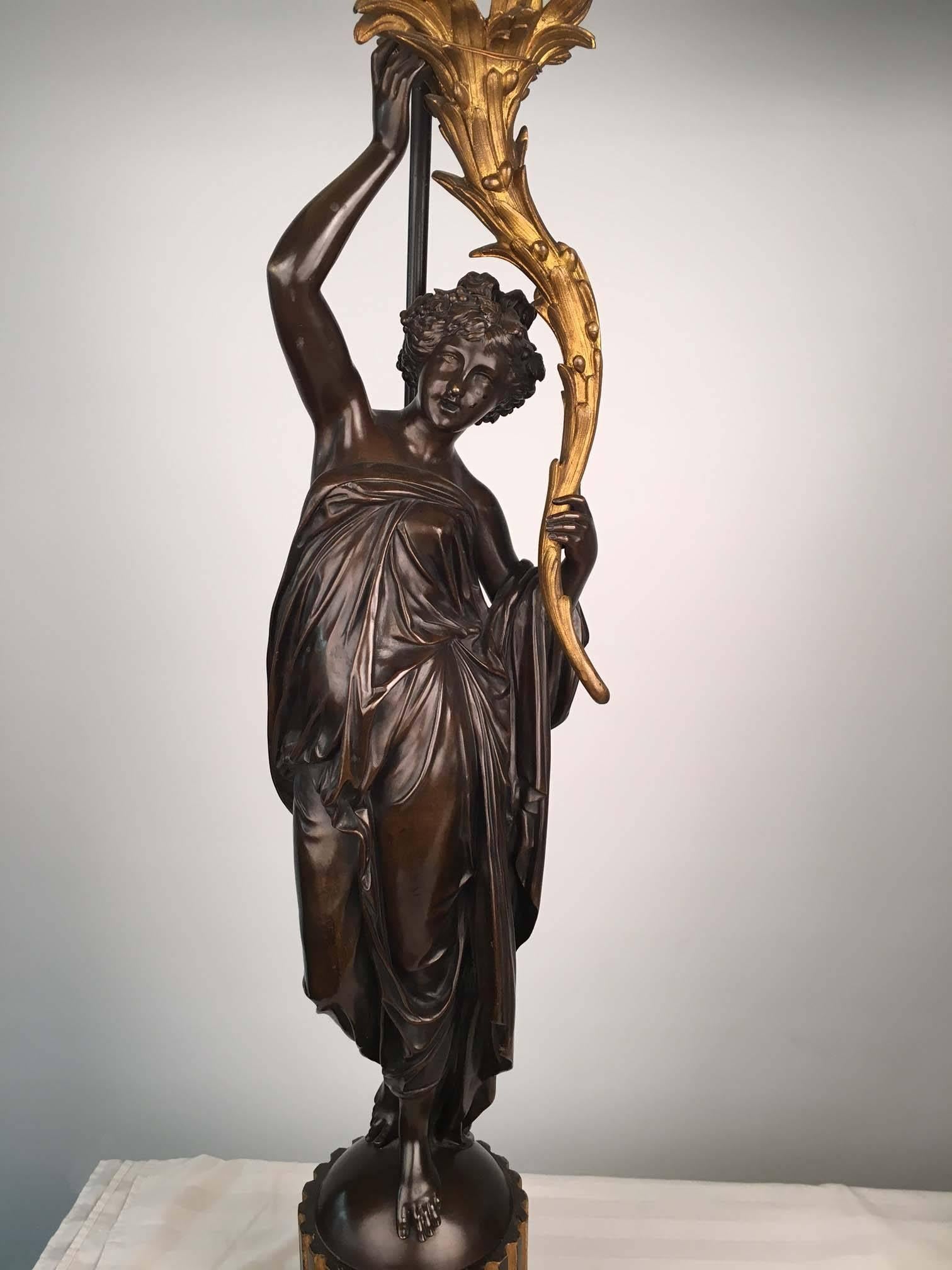 Pair of French Figural Bronzes Now Mounted as Lamps In Excellent Condition In Montreal, QC