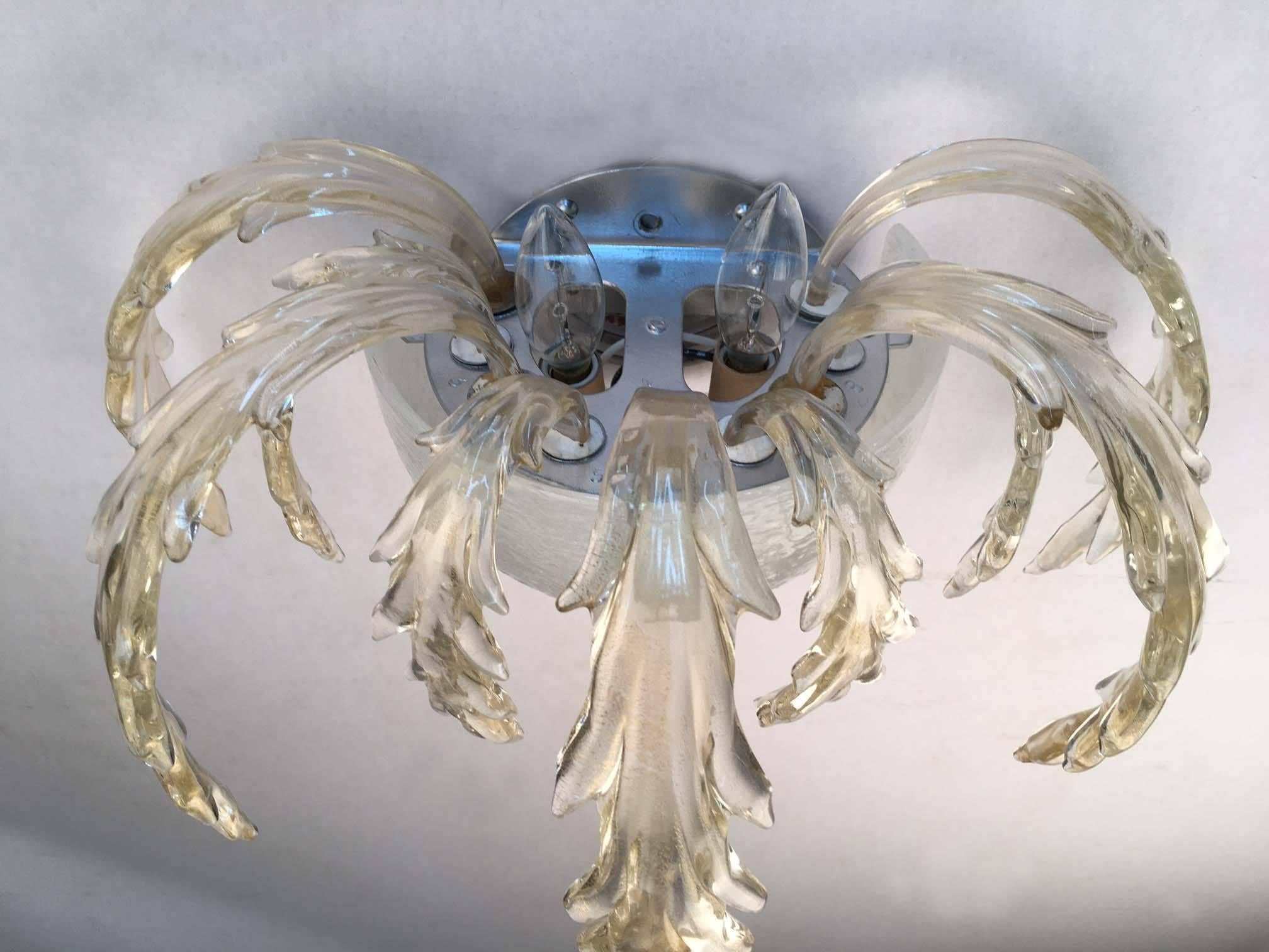 Pair of Murano Glass Leaf Wall Sconces In Good Condition In Montreal, QC