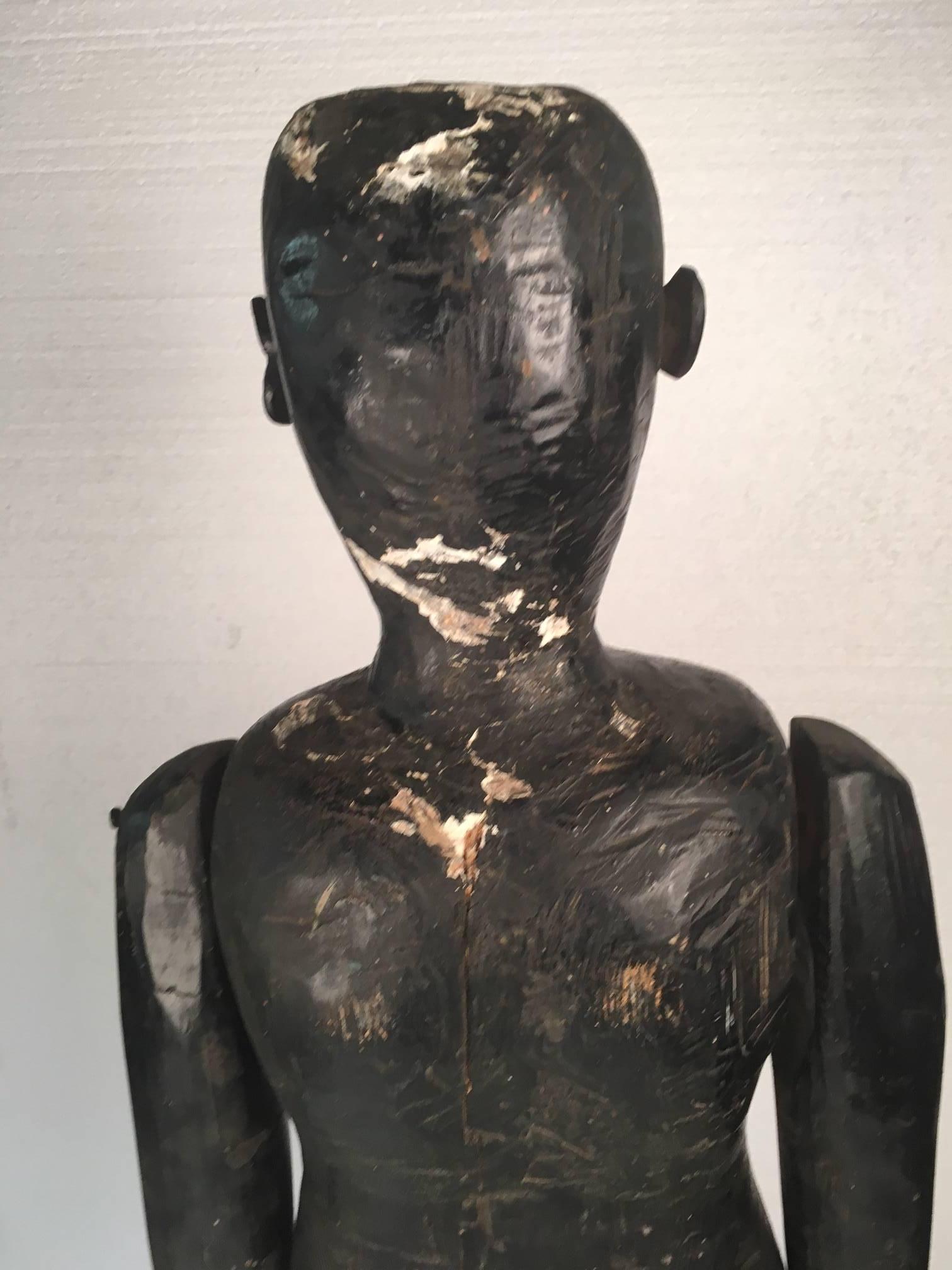 Carved Wooden Mannequin of an African, Early 20th Century In Good Condition In Montreal, QC
