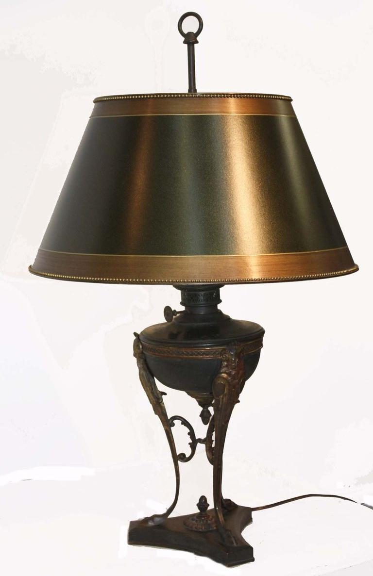 french oil lamp