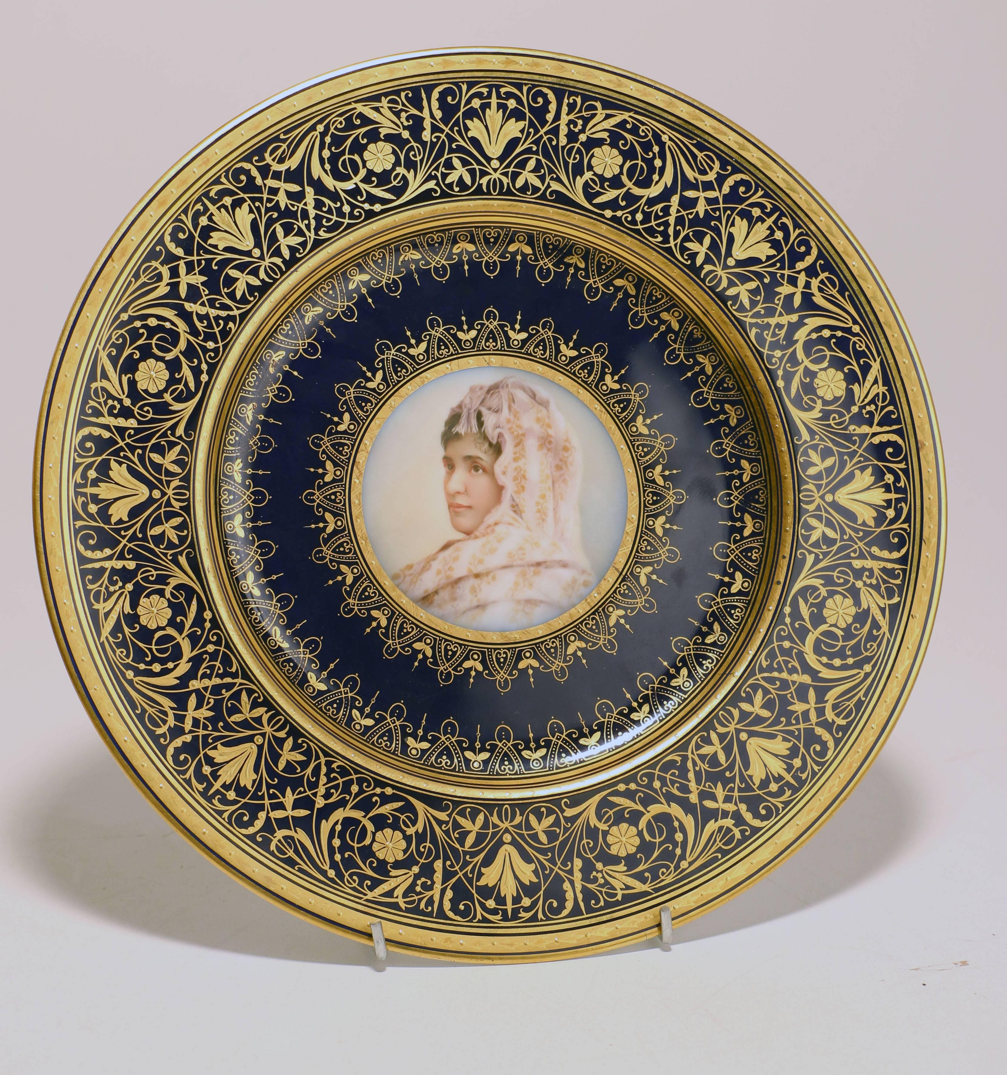 Austrian Set of Four Old Vienna Porcelain Cabinet Plates 