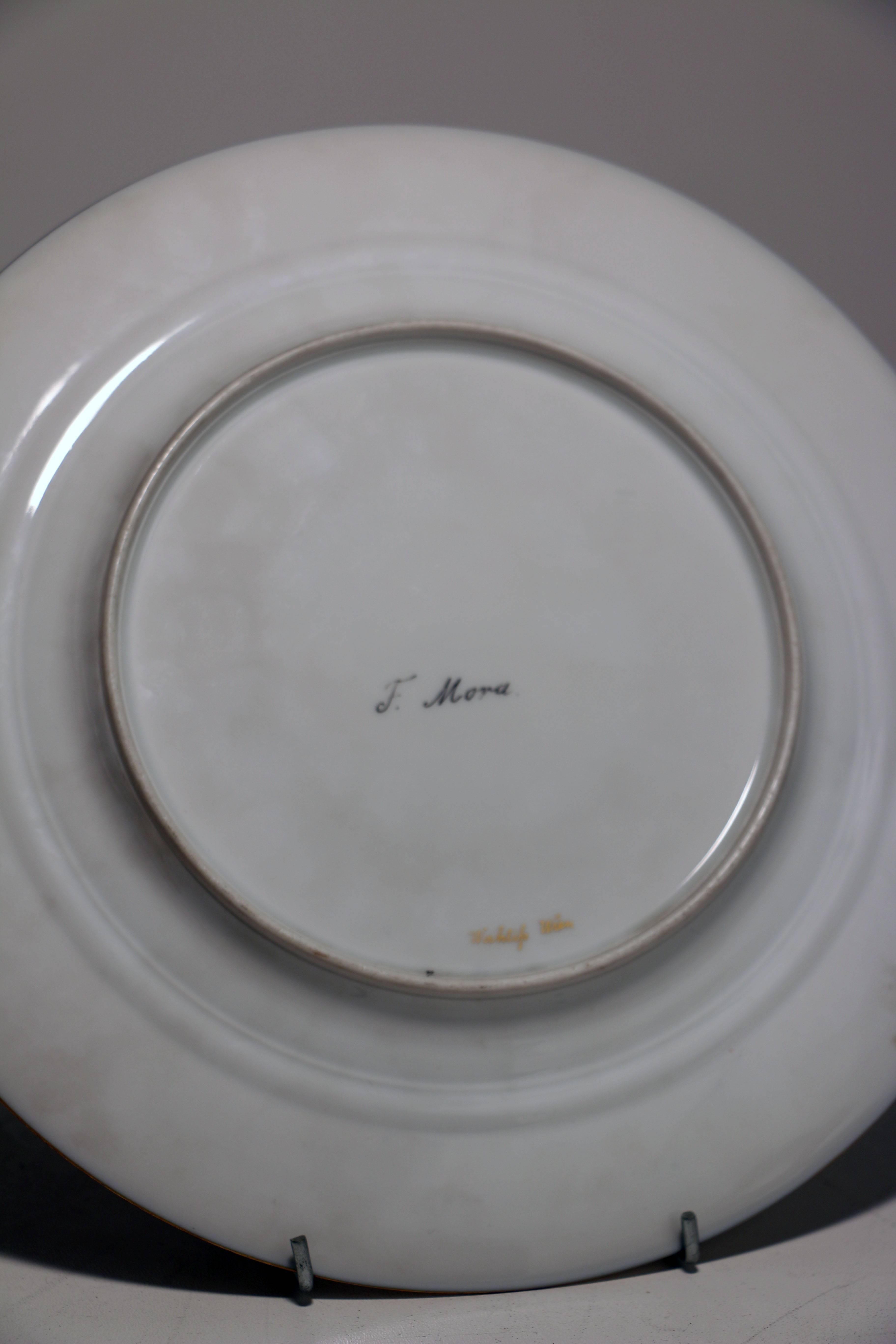 Set of Four Old Vienna Porcelain Cabinet Plates  In Excellent Condition In Montreal, QC