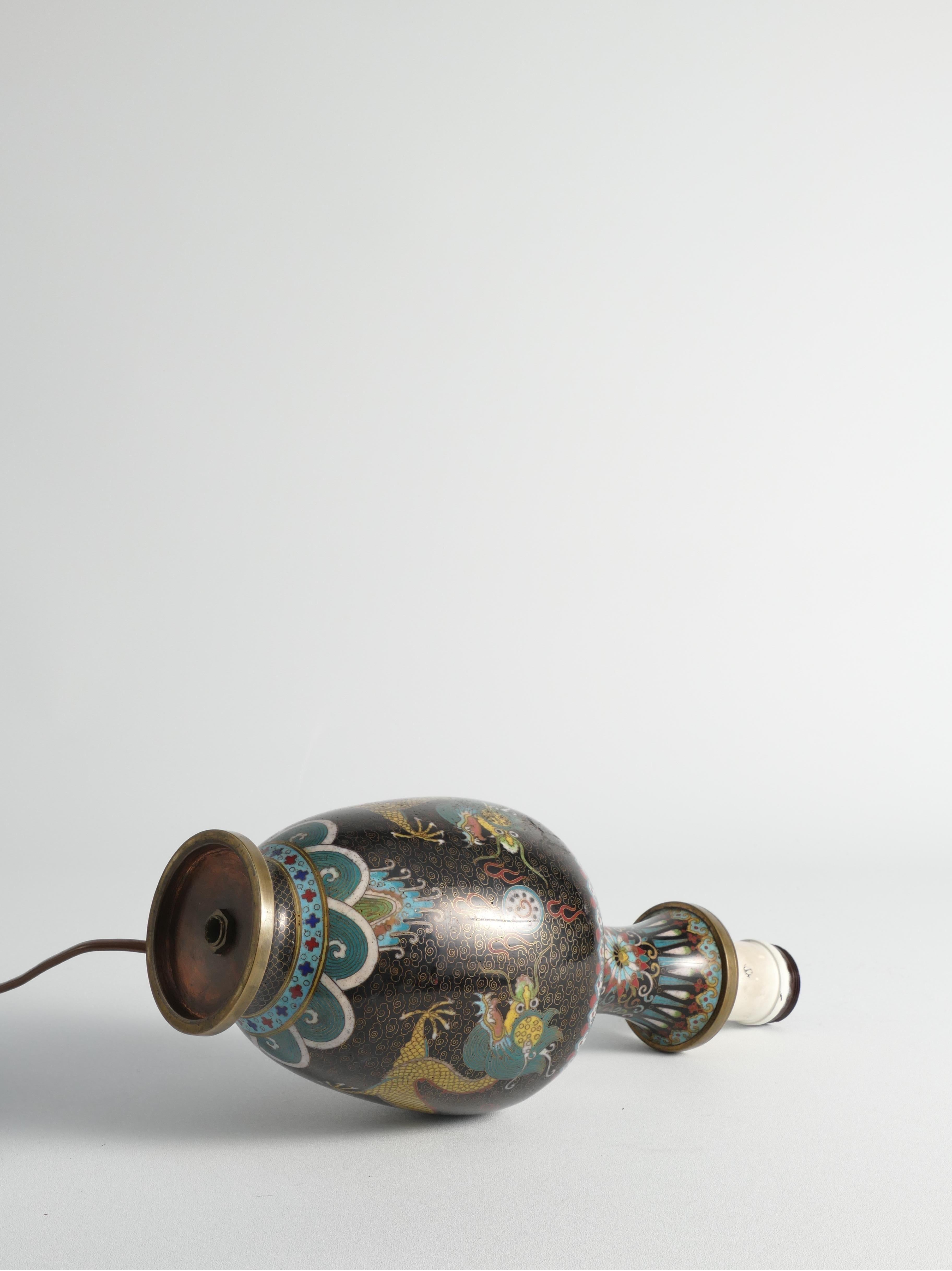 Early 20th-century Famille Noire Chinese Cloisonne Yellow Dragon Table Lamps For Sale 2