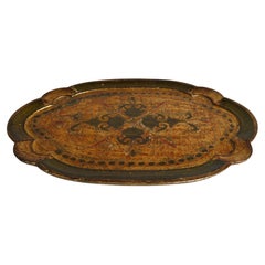 Florentine Rococo Giltwood Tray with Scalloped Form, Italy, Mid-20th Century