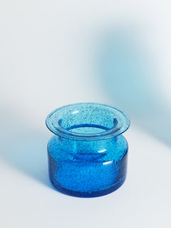 Vase en verre « Bubble » bleu cobalt, attribué à Erik Höglund, Suède, années 1960