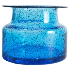Vase en verre « Bubble » bleu cobalt, attribué à Erik Höglund, Suède, années 1960