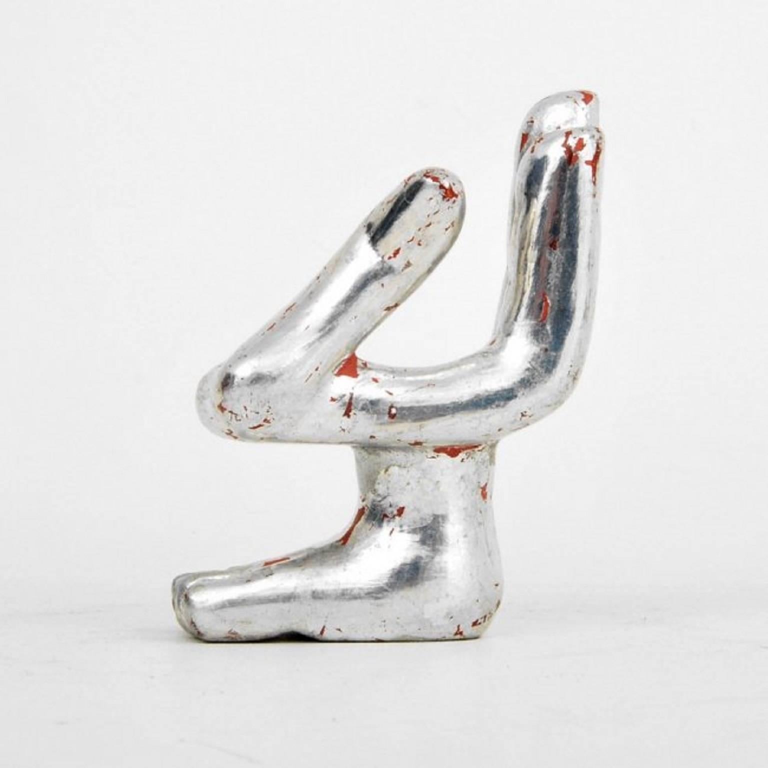 Argentato Scultura a mano di Pedro Friedeberg in vendita