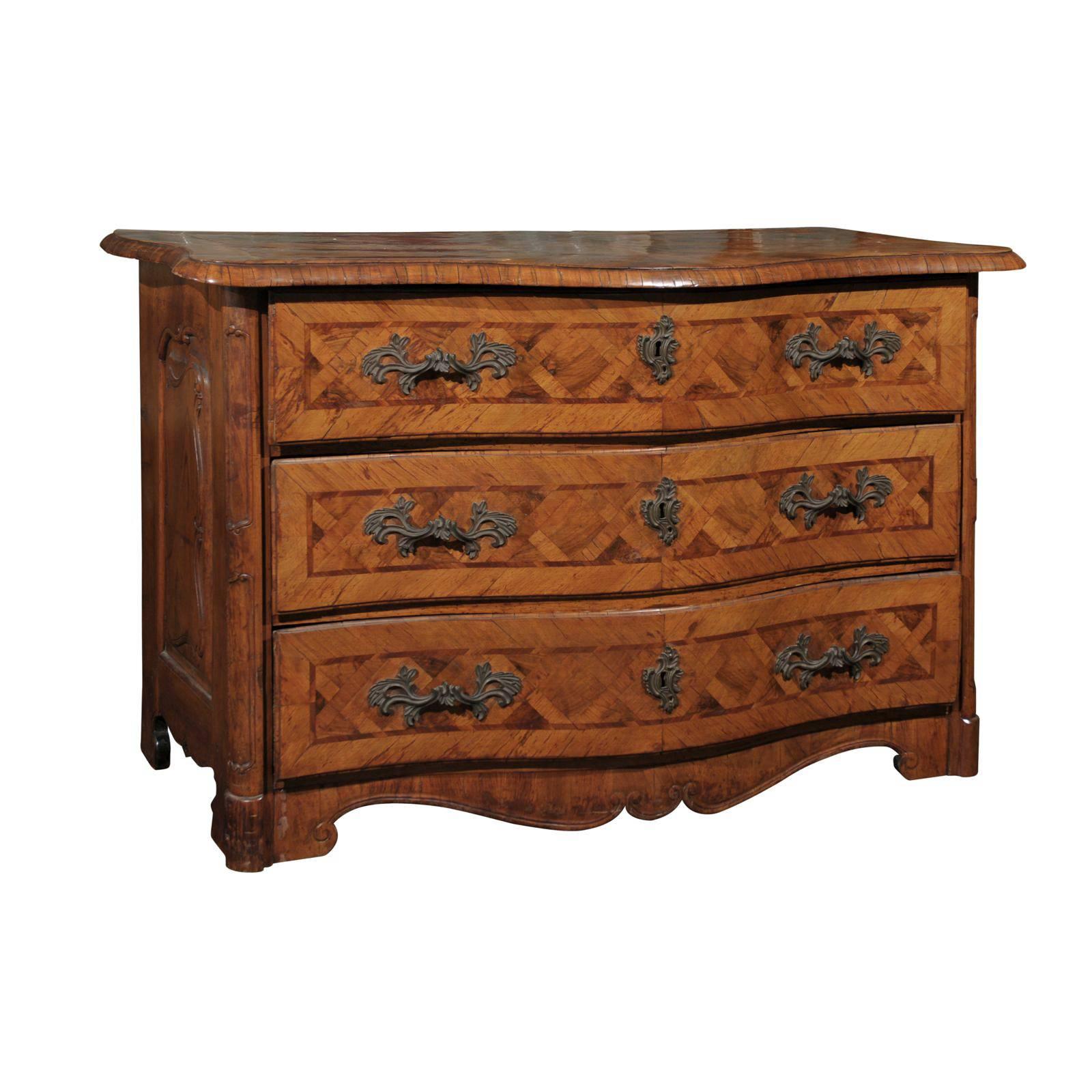 Early 18th C. Italian Period Baroque Sepentine Chest w/ Beautiful Marquetry For Sale