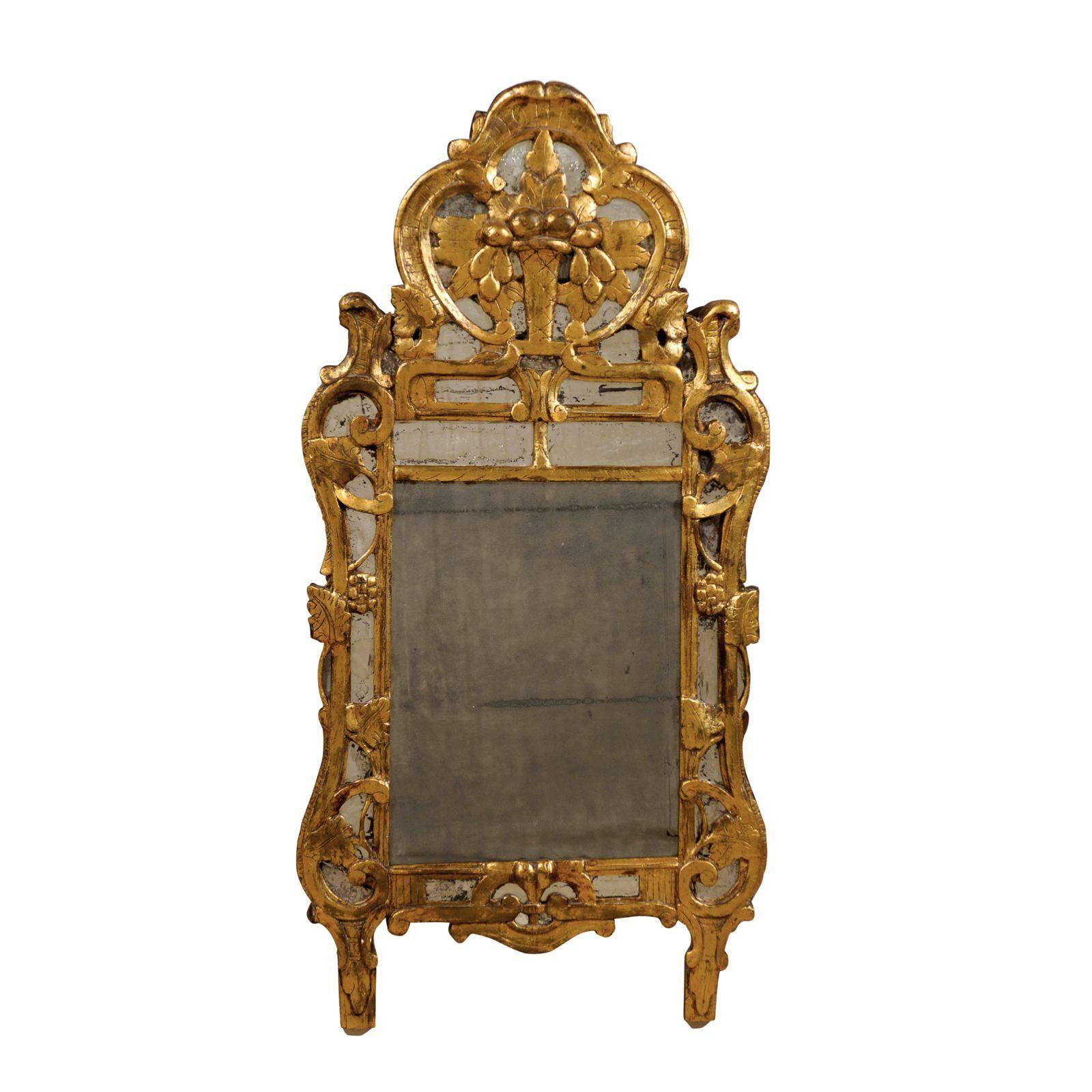 A French Rococo Style Giltwood Mirror From the Early 19th Century