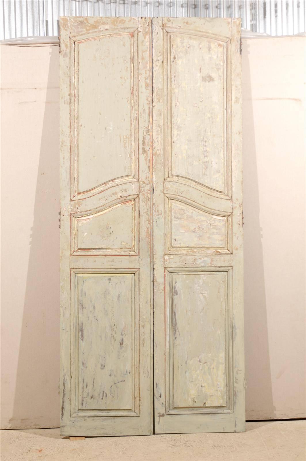 Pair of French Early 19th Century Wooden Doors In Good Condition For Sale In Atlanta, GA