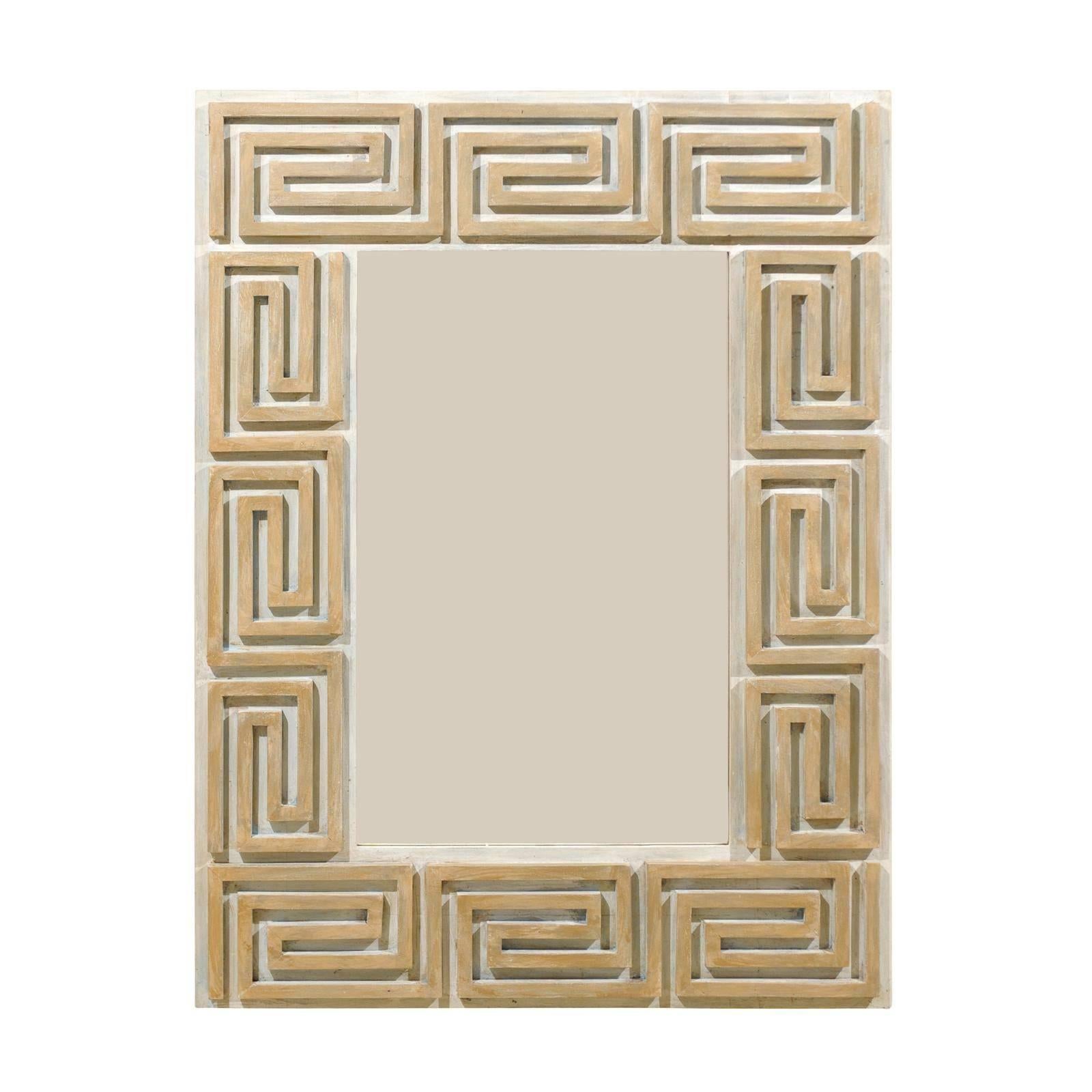 Großer griechischer Schlüssel-Spiegel aus bemaltem Holz in neutralem Hellbraun, Beige und Creme