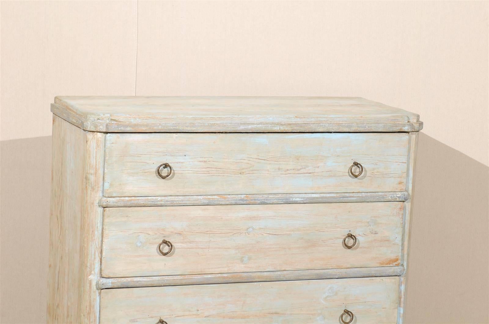 Swedish Mid-19th Century Four-Drawer Painted Wood Chest In Good Condition In Atlanta, GA