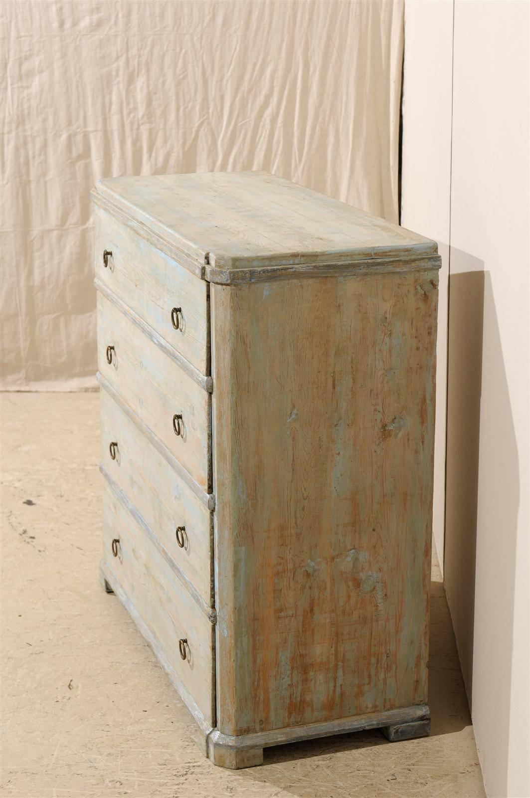 Swedish Mid-19th Century Four-Drawer Painted Wood Chest 4