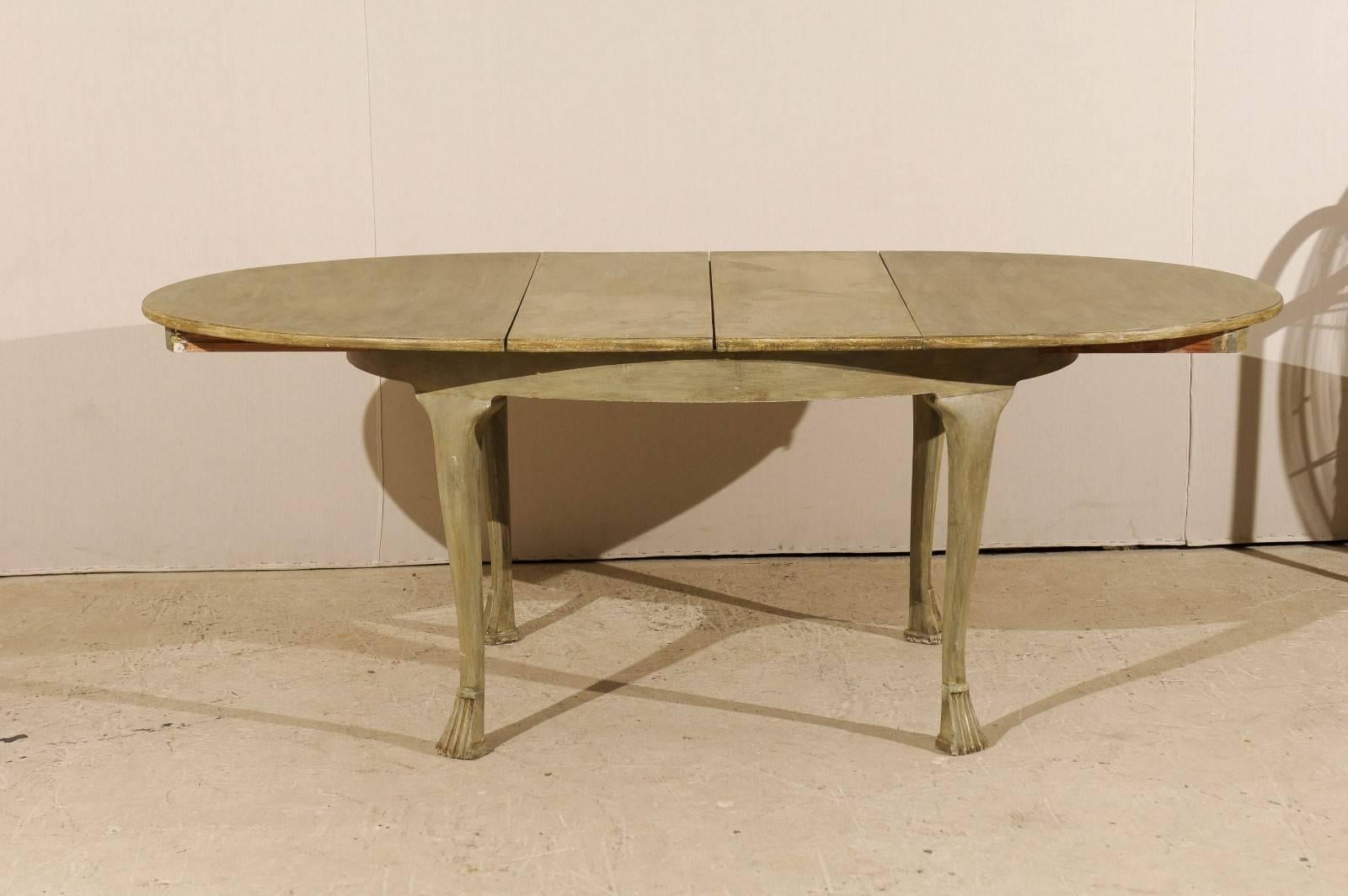 19th Century European Painted Oval Wood Table with Hideaway Leaves, circa 1880 2