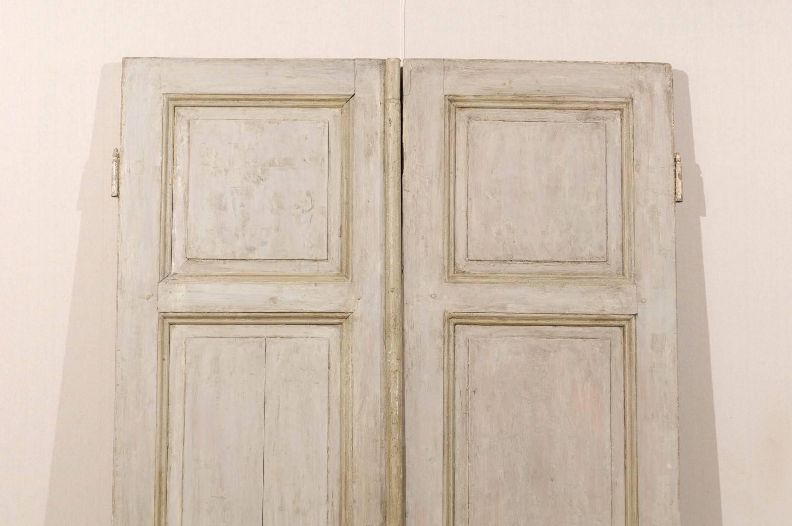 Pair of Tall French Doors from the Mid-19th Century with Grey Green Finish For Sale 1