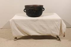 Pot colonial espagnol du milieu du 19e siècle à la finition sombre