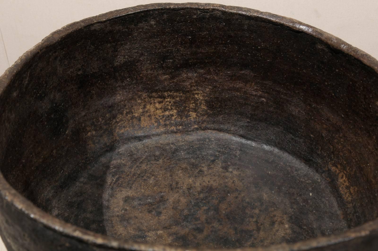 Spanish Colonial Pot from the Mid-19th Century, Black Color 4