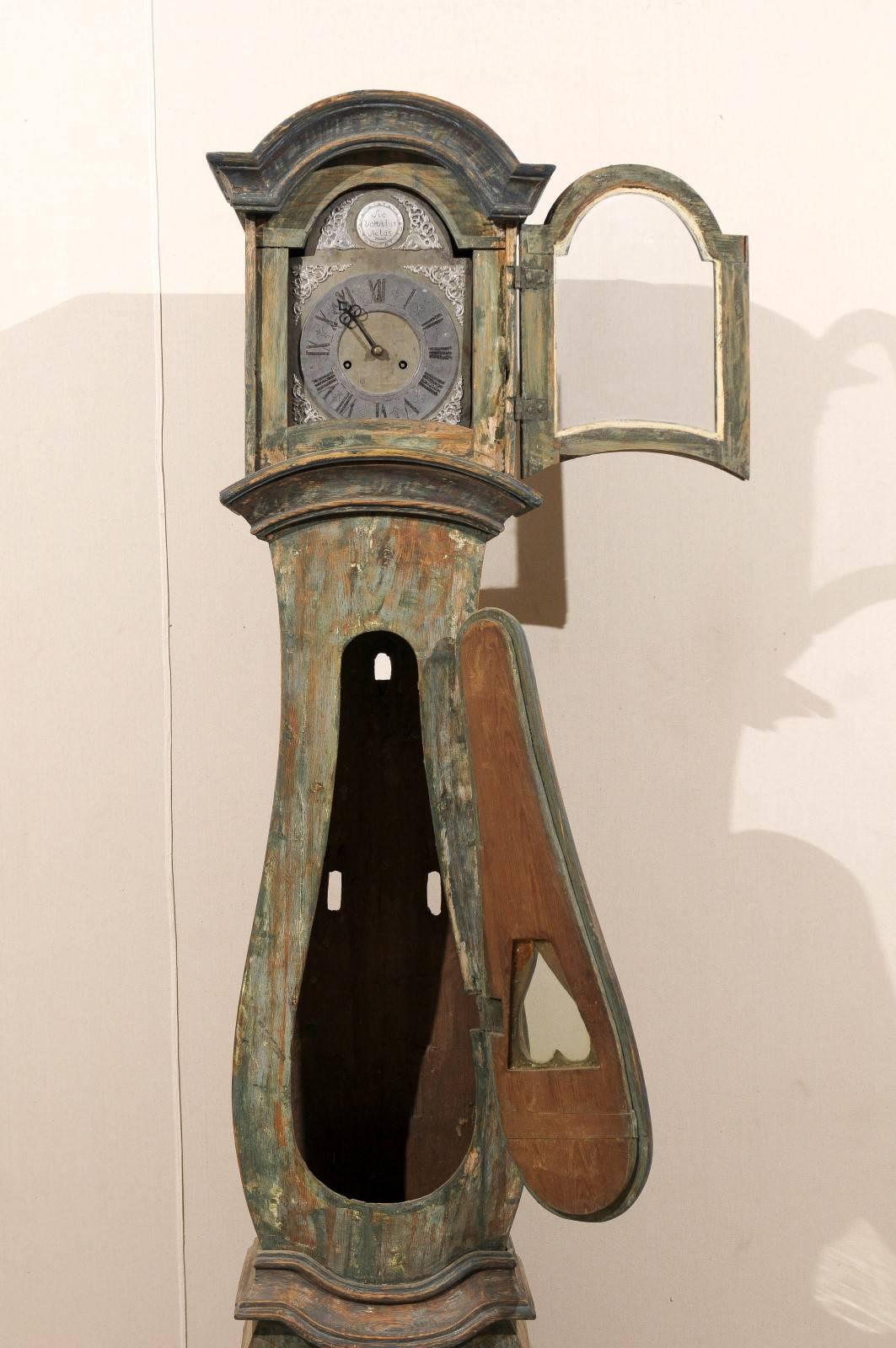 18th Century and Earlier Late 18th Century Swedish Wooden Clock with Bonnet Shaped Crest