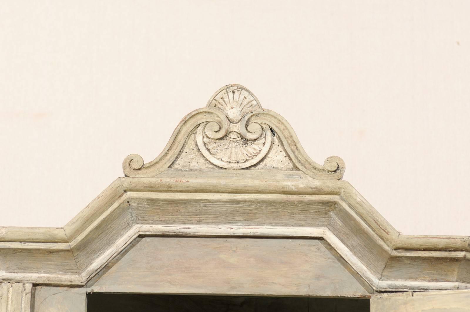 Swedish Early 19th C. Painted 2-Door Corner Cabinet with Carved Pediment Bonnet 4