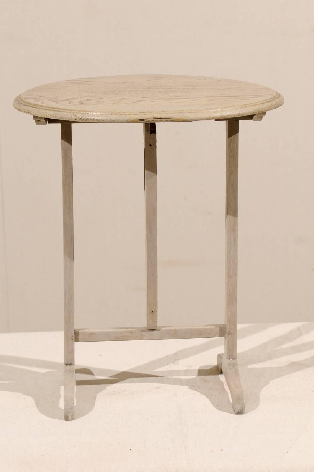 A Belgian Petite Size Wood Vintage Folding Drink Table with Natural Finish In Good Condition In Atlanta, GA