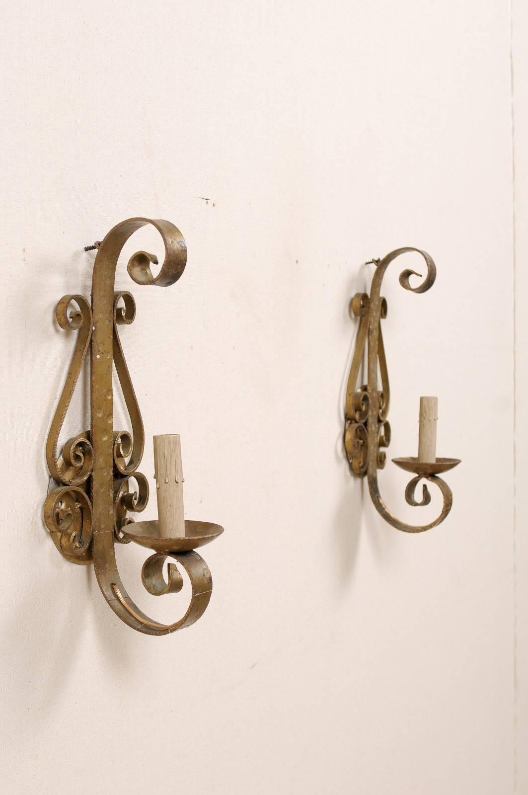 Pair of Spanish Forged Iron Gold Painted Wall Sconces with Single Light In Good Condition In Atlanta, GA