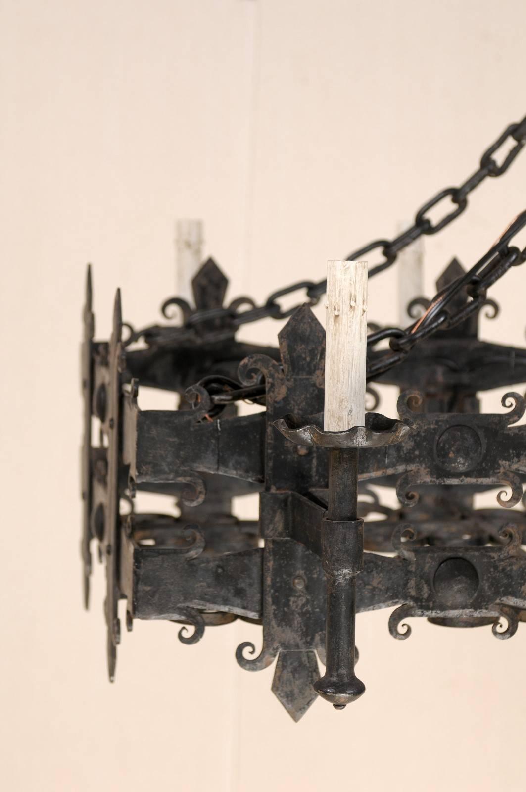 Italian Black Forged Iron Ten-Light Rectangular Chandelier, Fleur de Lys Motif For Sale 1