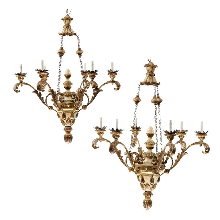 Exquisite Pair of Italian Early 20th Century Wood Chandeliers with Gilt and Paint For Sale at