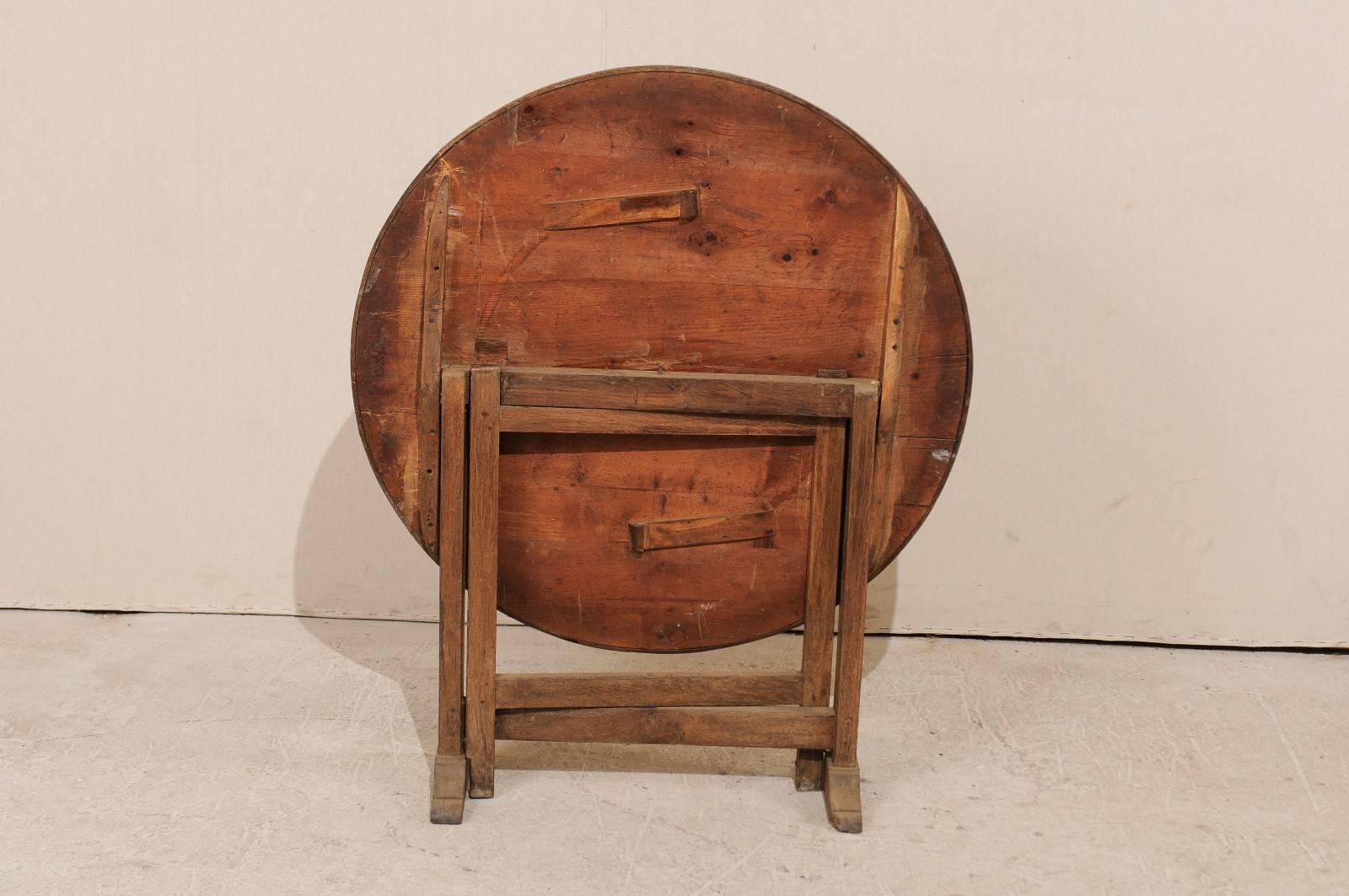 19th Century Lovely French Wine Tasting Table in Round Shape with Tilt-Top and Gate Legs
