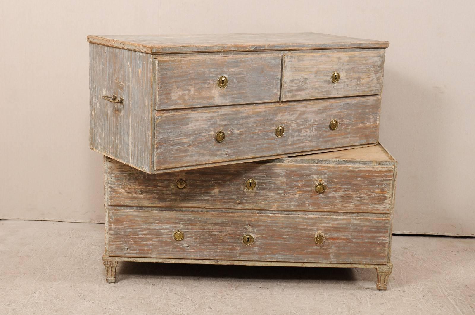 Swedish Late 18th Century Five-Drawer Wood Chest with Scraped Paint 3