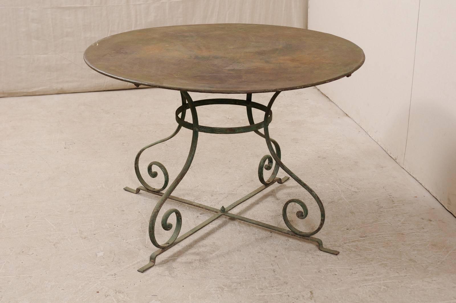 Painted French Mid-20th Century Round Patio Dining Table with Scrolled Legs and Patina
