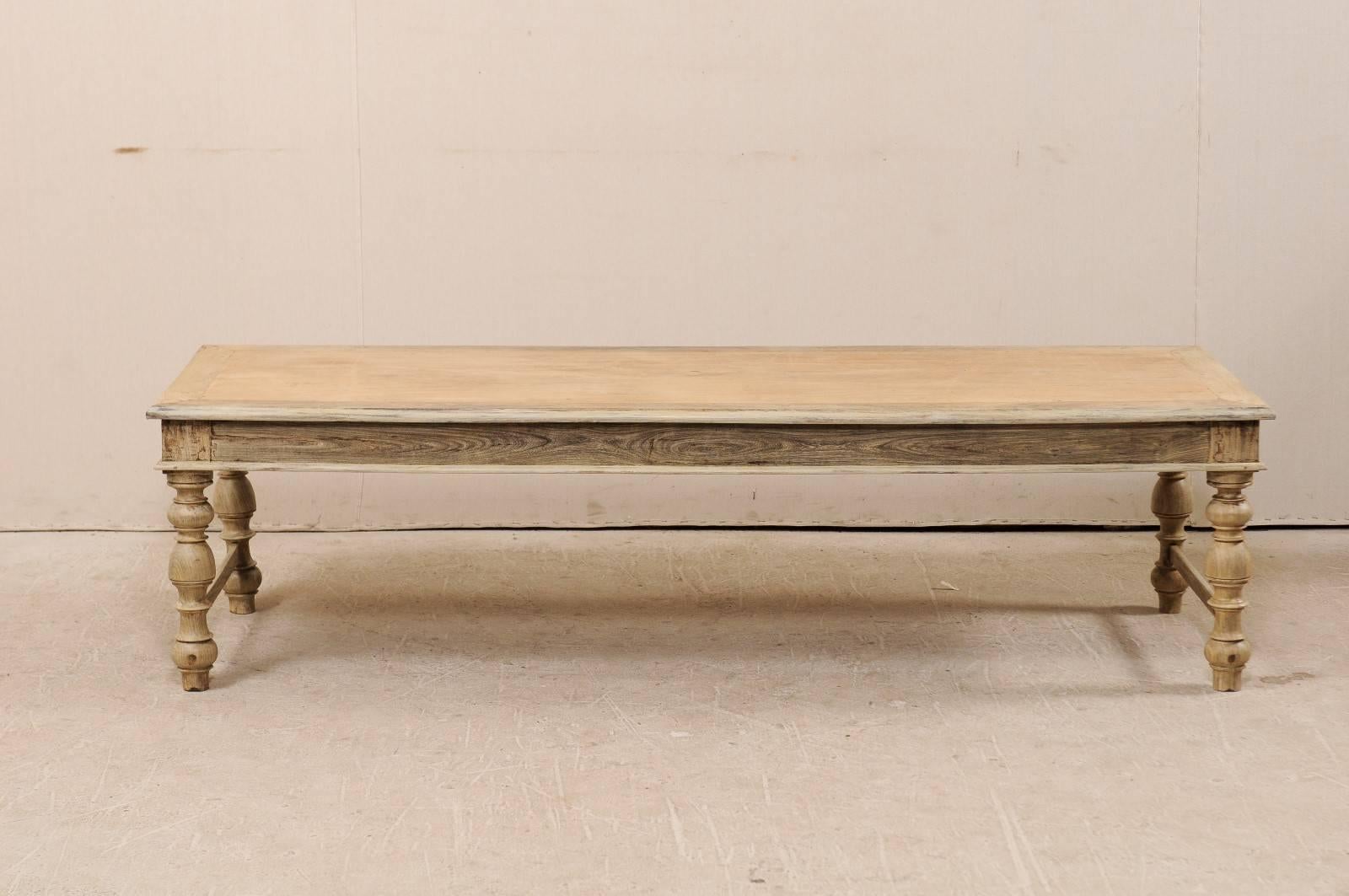 Belgian Mid-20th Century Pale Wood Coffee or Centre Table with Turned Legs For Sale 2
