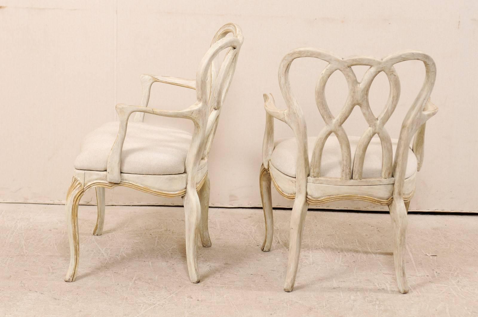 Pair of Venetian Style Painted Wood Armchairs with Intertwined Back-Splats 1
