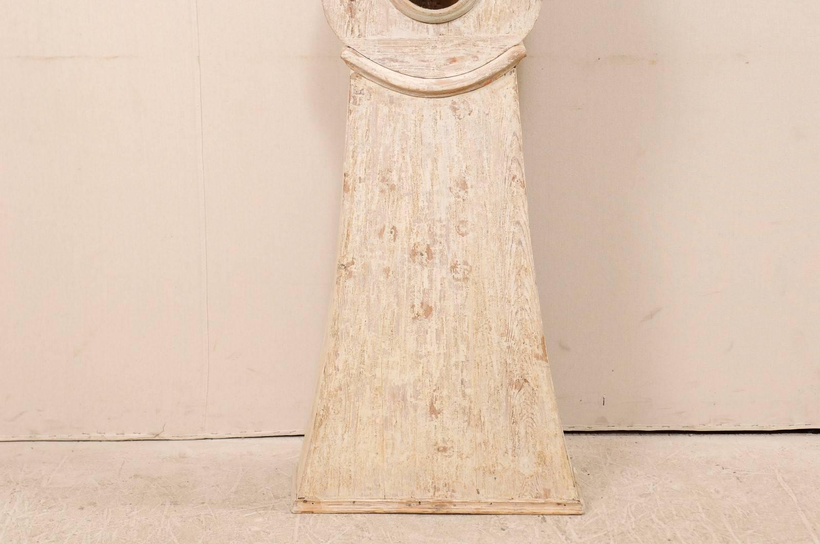 Schöne Bodenuhr aus bemaltem Holz aus Norrbotten County, Schweden, 19. Jahrhundert im Zustand „Gut“ im Angebot in Atlanta, GA
