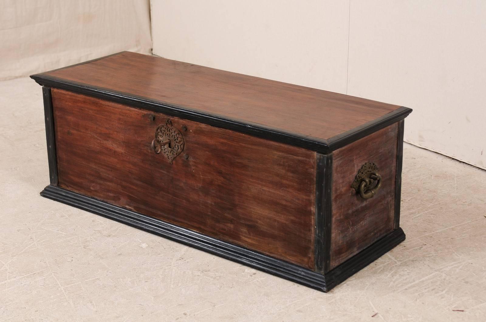 Indian Trunk or Wood Coffer from the Early 20th Century with Handles 1