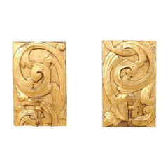 Pair of Italian 19th Century Gilded Sconces with Scrolled Acanthus Leaf Motifs