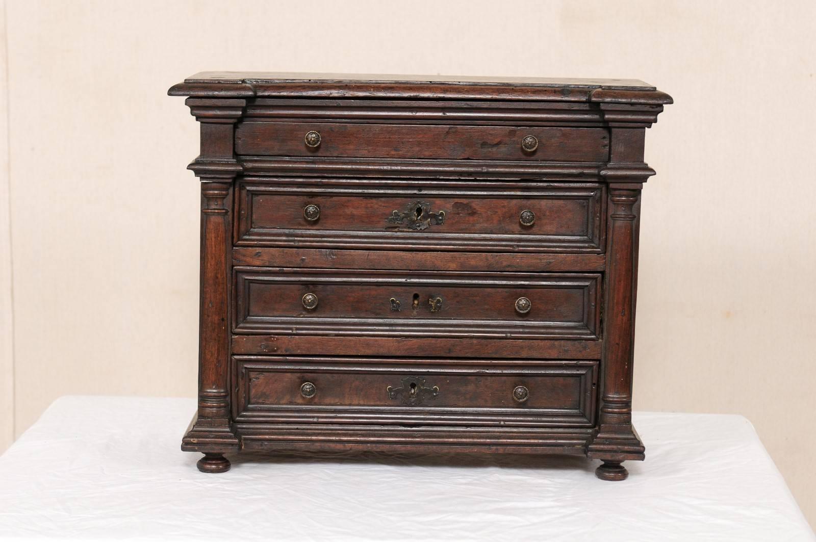 Carved Italian Early 18th Century Petite-Sized Walnut Chest w/Drawers for Table-Top  For Sale