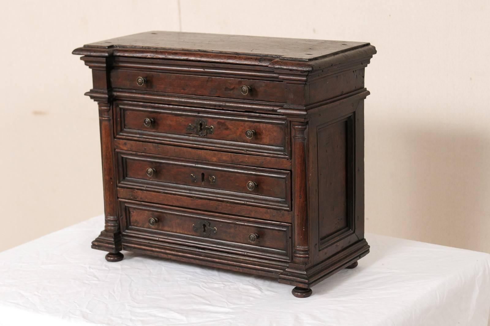 18th Century and Earlier Italian Early 18th Century Petite-Sized Walnut Chest w/Drawers for Table-Top  For Sale
