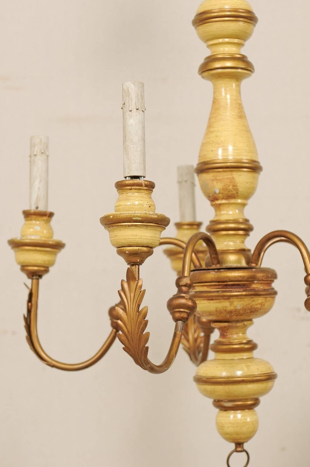 French Five-Light Painted Wood and Metal Chandelier with Warm Beige & Gold Tones For Sale 3